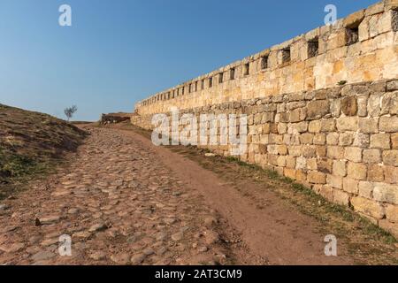 Ruinen der mittelalterlichen Festung Belogradchik, bekannt als Kaleto, Region Vidin, Bulgarien Stockfoto