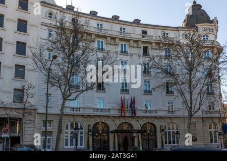 MADRID, Spanien - 22. JANUAR 2018: Gebäude des Hotel Ritz in Madrid, Spanien Stockfoto