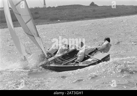 Hollandwoche II Segler in Aktion Datum: 3. August 1967 Schlagwörter: Segel Stockfoto