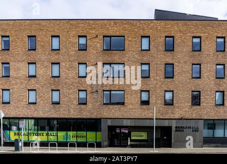 Broadstone Hall, Student Accommodation, eines von vielen solchen Gebäuden, die vor kurzem in Dublin entstanden sind, inmitten einiger Kontroversen. Stockfoto