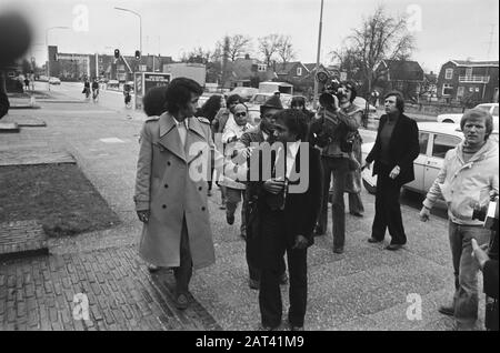 In den Niederlanden, in denen South Molucker Sahalessy versteckt ist, wird der Ausländerpolizei in Assen gemeldet; Ankunftsdatum: 24. Januar 1978 Ort: Axis Schlüsselwörter: Aliens, Ankunftsort Personenname: South Moluccans Stockfoto