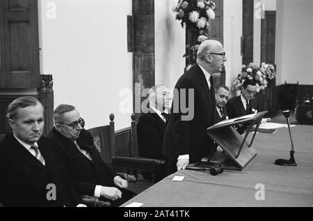 In Ridderzaal Eröffnete Der Zweite Internationale Kongress für Europarecht in den Haag. B. Borner, M. Maurice Rolland, L. Hendrickx, Samkalden, Datum: 24. Oktober 1963 Standort: Den Haag, Zuid-Holland Schlüsselwörter: Kongresse Name Der Institution: Ridderzaal Stockfoto