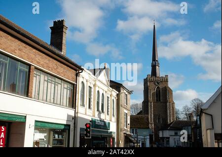 Stowmarket, Großbritannien - 9. Januar 2020: Blick auf die St. peter's und St Mary's Kirche in Stowmarket, Suffolk Stockfoto
