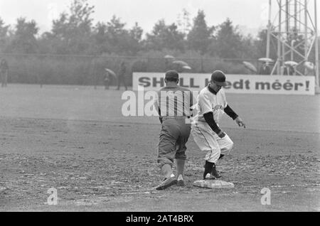 Internationale Baseballwoche Haarlem, Niederlande gegen Niederländische Antillen, Spielmomente Datum: 7. August 1966 Ort: Haarlem Schlüsselwörter: Baseball Stockfoto