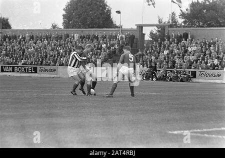 Jubilee Match auf Willem II Terrain Tilburg, Game Moments Datum: 15. August 1966 Ort: Noord-brabant, Tilburg Schlüsselwörter: Sport, Fußball Stockfoto