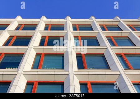 Enso-Gutzeit, jetzt Stora Enso, Headquarters Exterieur Detail, Design von Alvar Aalto. Das Gebäude befindet sich in Katajanokka am Ufer des finnischen Helsinki Stockfoto