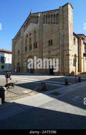 Basilika di San Michele Maggiore, lombardischer romanischer Stil, XI Jahrhundert, historisches Stadtzentrum, Pavia, Lombardei, Itay, Europa Stockfoto