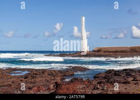 Der Leuchtturm Punta del Hidalgo ist ein aktiver Leuchtturm in Punta del Hidalgo innerhalb der Gemeinde San Cristóbal de La Laguna im Nordosten von teneras Stockfoto