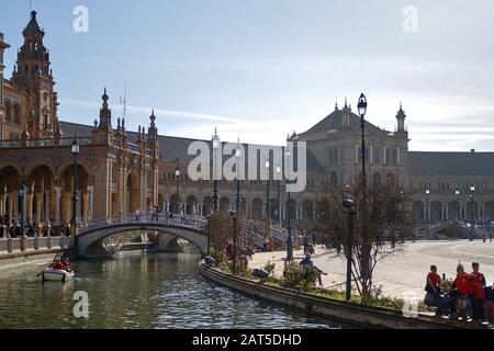 Plaza de España der berühmteste Platz in Sevilla. Andalusien, Spanien Stockfoto