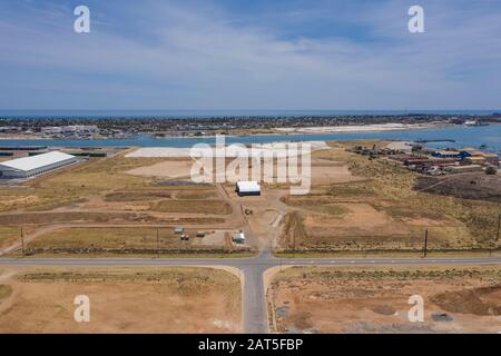 Luftbild einer Industriezone im Gebiet Port Adelaide in South Australia Stockfoto