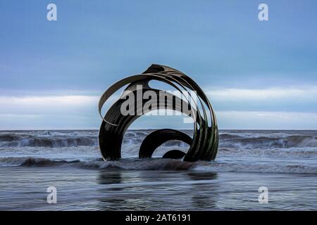 Seascape & View of Mary's Shell A Sculpture von Stephan Broadbent. Stockfoto