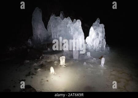 Lofthellir-Eishöhle, Lake Myvatn, Island Stockfoto