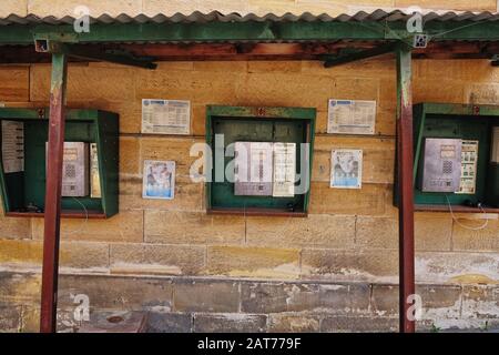 Prison Phones im Parramatta Jail ist ein denkmalgeschütztes ehemaliges mittleres Sicherheitsgefängnis für Männer an der Ecke O'Connell und Dunlop Street, North Par Stockfoto