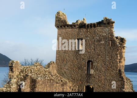 Urquhart Castle neben Loch Ness in den Highlands von Schottland Stockfoto