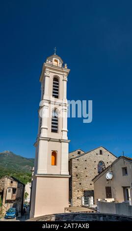 Eglise Notre-Dame de l'Annonciation, 17. Jahrhundert, im Stil des Barock, Kirche in der Hügelstadt Borgo, in der französischen Hauptstadt, in der französischen Hauptstadt Korsika Stockfoto