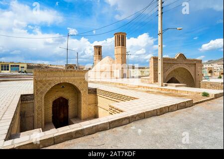 Windturm und Wasserreservoir, Na'in, Provinz Isfahan, Iran Stockfoto