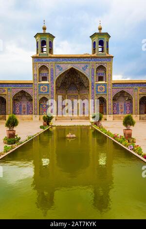 Nasir-ol-Molk Moschee-Innenhof, Shiraz, Fars Provinz, Iran Stockfoto