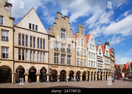 Giebelständige Häuser am Prinzipalmarkt, Stadt Münster, Nordrhein-Westfalen, Deutschland Stockfoto