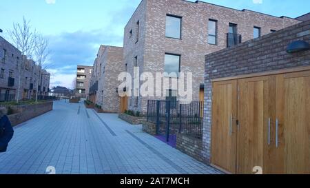 Neu erbaute Wohnungen in Colindale, London, Großbritannien Stockfoto