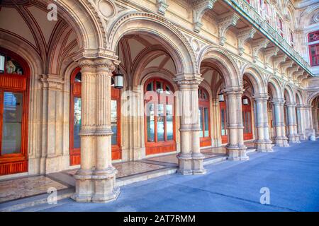 Architekturbögen im Stil des Barock Stockfoto