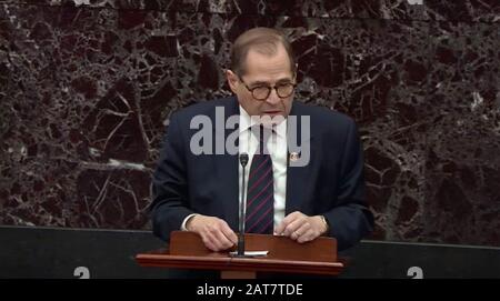 In einem Foto, das aus dem Live-Feed des US-Senats aufgenommen wurde, ist der Vorsitzende des House Judikative Committee Jerrold Nadler (D-NY) am 30. Januar 2020, Tag 10 des Amtsenthebungsverlages von Präsident Donald Trump, abgebildet. Präsident Trump steht vor zwei Artikeln der Amtsenthebung: Machtmissbrauch und Behinderung des Kongresses. UPI Stockfoto