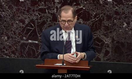 In einem Foto, das aus dem Live-Feed des US-Senats aufgenommen wurde, ist der Vorsitzende des House Judikative Committee Jerrold Nadler (D-NY) am 30. Januar 2020, Tag 10 des Amtsenthebungsverlages von Präsident Donald Trump, abgebildet. Präsident Trump steht vor zwei Artikeln der Amtsenthebung: Machtmissbrauch und Behinderung des Kongresses. UPI Stockfoto