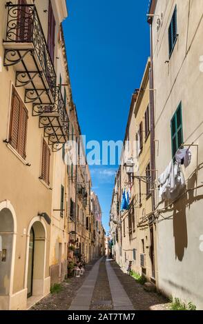 Via Maiorca, historisches Zentrum von Alghero, Provinz Sassari, Sardinien, Italien Stockfoto