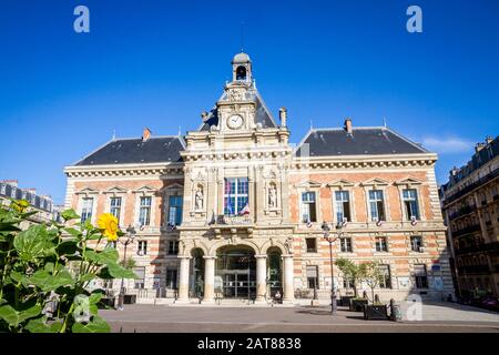 PARIS/FRANKREICH - September 3, 2019: 19 borough Rathaus Stockfoto