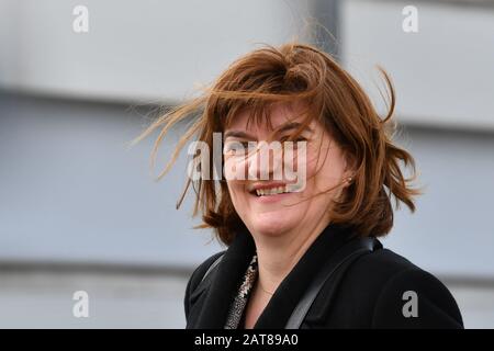 Digital-, Kultur-, Medien- und Sportministerin Baroness Nicky Morgan kommt zu einer Kabinettssitzung im National Glass Center der University of Sunderland, der Stadt, die als erste Brexit zurückgab, als nach dem Referendum 2016 Ergebnisse bekannt wurden. Stockfoto