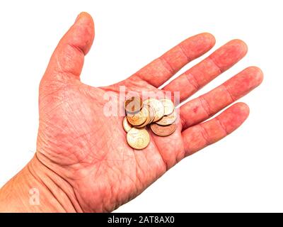 Geld kleine Münzen in einer Hand auf weißem Hintergrund. Euro. Cent. Geschäft. Platz für Text. Platz frei. Hintergrundbild. Stockfoto