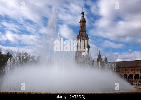 Vicente Traver Brunnen, Plaza de España, Sevilla, Spanien Stockfoto