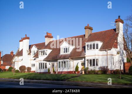 Das Modelldorf Port Sunlight von 900 Grad zählte Häuser auf der Wirral Peninsular auf, die von Hebelbrüdern im Jahr 1888 für Arbeiter in ihrer Seifenfabrik gebaut wurden Stockfoto