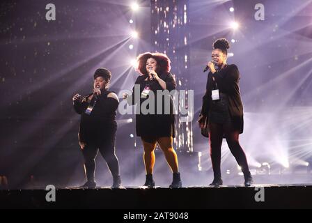 Linkoping, Schweden 20200130 Die Mamas bei der Probe am Donnerstag vor dem Wettbewerb am Samstag im Melodifestivalen. Das Melodifestivalen The Melody Festival ist ein jährlicher Songwettbewerb, der von den schwedischen öffentlich-rechtlichen Sendern Sveriges Television (SVT) und Sveriges Radio (SR) veranstaltet wird. Foto Jeppe Gustafsson Stockfoto