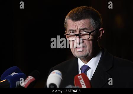 Der tschechische Premierminister Andrej Babis (ANO) spricht nach seinem regelmäßigen Treffen mit Präsident Milos Zeman im lany Presidential Chateau, Tschechien, am 31. Januar 2020 vor Journalisten. (CTK Foto/Ondrej Deml) Stockfoto