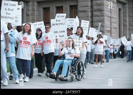 Austin, Texas: Die Mitarbeitergruppe protestiert gegen die Gesetzesvorlage für medizinische Leistungen, die von den staatlichen Gesetzgebern während der Kundgebung am Kapitol in Erwägung gezogen wird. ©Bob Daemmrich Stockfoto