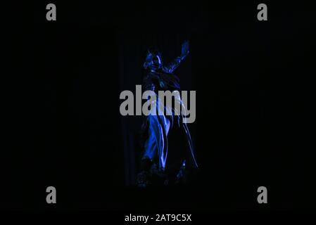 Guwahati, Assam, Indien. Januar 2020. Kathak Tänzerin Sangita Chatterjee, die Kathak während des 11. Pragjyoti International Dance Festivals im Sri Madhabdev International Auditorium in Panjabari, Guwahati, vorführte. Credit: David Talukdar/ZUMA Wire/Alamy Live News Stockfoto