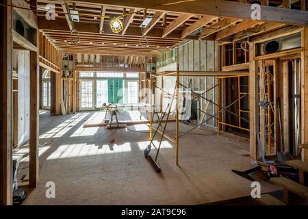 Holzeinfassung Interior Von Residential House Construction, USA Stockfoto