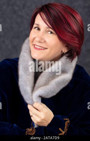 Porträt einer glücklich mittlere gealterte Frau Stockfoto