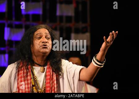 Kolkata, Indien. Januar 2020. "Bouls of Bengal" aus Indien, das auf dem 'Sur Jahan', dem 'World Peace Music Festival 2020', auftritt, das von einer privaten Organisation organisiert wurde. (Foto von Biswarup Ganguly/Pacific Press) Credit: Pacific Press Agency/Alamy Live News Stockfoto