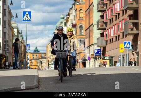 April 22, 2018, Stockholm, Schweden. Radfahrer auf den Straßen von Stockholm. Stockfoto