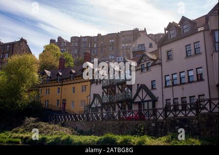 Dean Village Szenen in Edinburgh. Stadtbild/Reisefotografie von Edinburgh von Pep Masip. Stockfoto