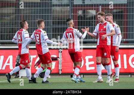 Spakenburg, Niederlande. Februar 2020. SPAKENBURG, 01-02-2020, De Westmaat Tweede Divisie, Dutch Football, Saison 2019-2020, IJsselmervogels-Spieler Ahmed el Azzouti feiert sein Ziel während des Spiels Credit: Pro Shots/Alamy Live News Credit: Pro Shots/Alamy Live Credit News Credit News: Pro Shots: Alamy Live News: Alamy Live News: Alamy Live News: Alamy Live News: News: Alamy Live News: Alamy Live News: News Pro Shots/Alamy Live News Credit: Pro Shots/Alamy Live News Credit: Pro Shots/Alamy Live News Credit: Pro Shots/Alamy Live News Credit: Pro Shots/Alamy Live News Stockfoto