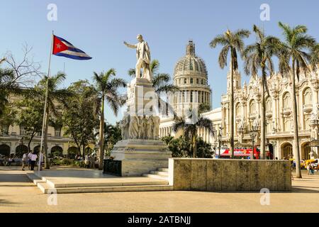 Statue von José Marti vor dem großen Theater Havanna Kuba 02/04/2018 Stockfoto