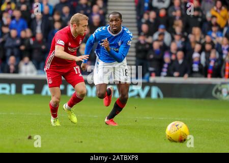 Glasgow, Großbritannien. Februar 2020. Der Rangers FC spielte Aberdeen auf dem Heimstadion der Glasgower Mannschaften im Ibrox-Fußballstadion in einem Spiel der Scottish Premiere League. Die letzten beiden Spiele zwischen diesen Mannschaften führten zu einem 5 - 0-Sieg für die Rangers in Ibrox und einem 2 - 2-Unentschieden in Pittodrie, Aberdeens Heimatstadion, so dass dies in den Ligapunkten ein wichtiges Spiel für beide Mannschaften ist. Das Spiel endete 0 - 0. Credit: Findlay/Alamy Live News Stockfoto
