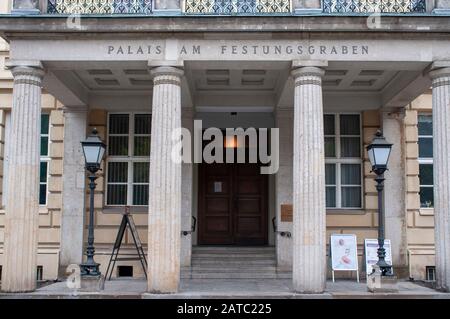 Palais am Festungsgraben Pariser Platz, Berlin-Mitte, Berlin, Deutschland, Europa Stockfoto