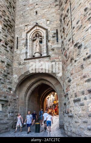 Porte Narbonnaise, Carcassonne, Frankreich Stockfoto