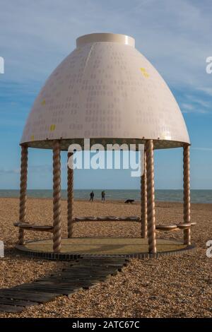 Jelly Mold Pavilion,By,Lubaina Himid,2017,Creative Folkestone,Artwork,Beach,Folkestone.Kent,England Stockfoto