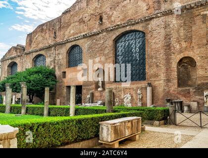 Ruinen der Bäder von Diokletian (Thermae Diocletiani) in Rom, Italien Stockfoto