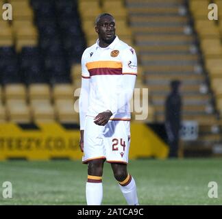 Livingston, Großbritannien. Februar 2020. Bevis Mugabi von Motherwell beim Spiel der Scottish Premiership zwischen Livingston FC und Motherwell FC in Der Tony Macaroni Arena in Livingston am 1. Februar 2020. Gutschrift: SPP Sport Presse Foto. /Alamy Live News Stockfoto