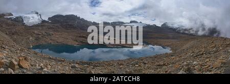 Panorama von Lagunas Grande de la Sierra im El Cocuy-Nationalpark, Boyaca, Kolumbien Stockfoto